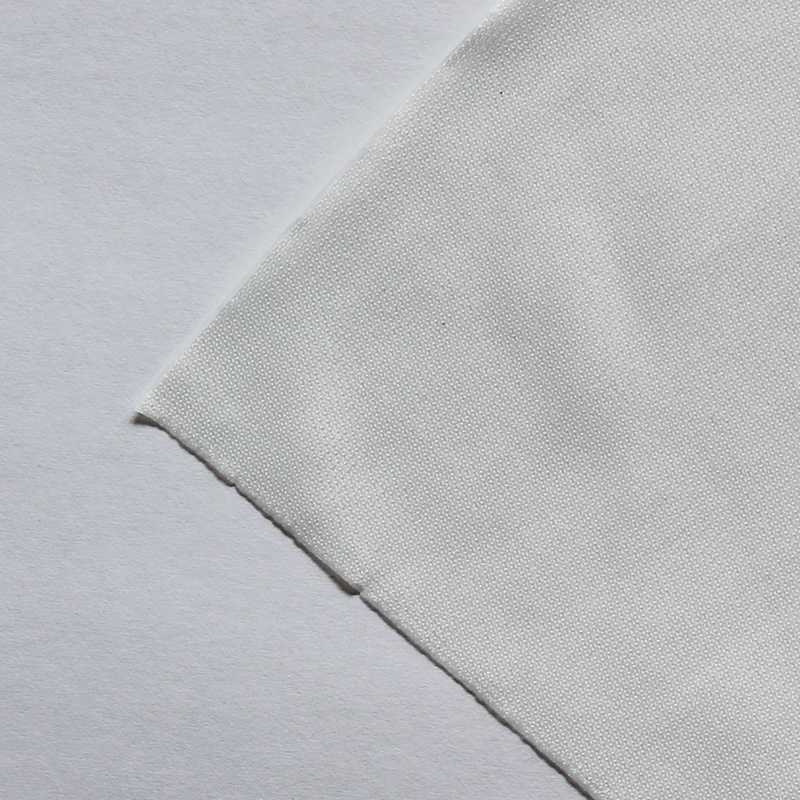 POLY GENWIPE LIGHT IRRADIE,100 % polyester tricoté, simple plis en 60 x 25 cm